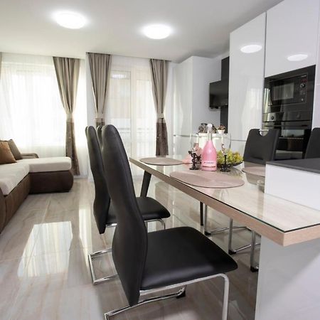 Апартамент За Гости Ивви-1 Lägenhet Burgas Exteriör bild